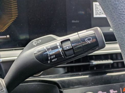 New 2025 Kia K5 LXS image 27