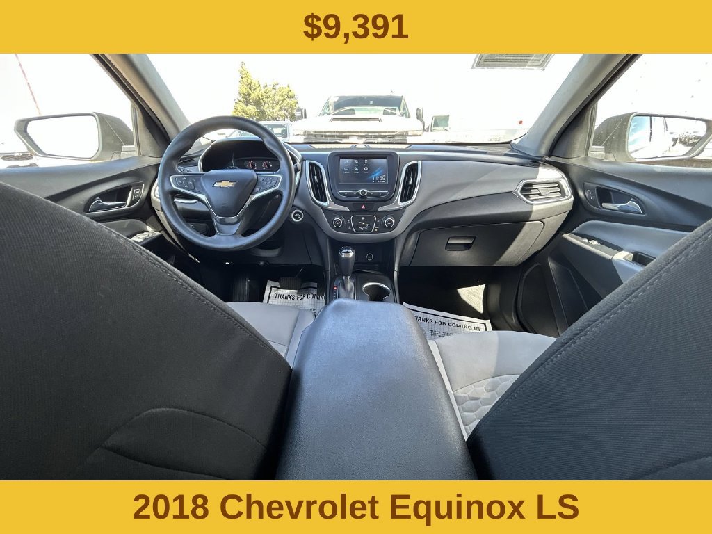 Certified 2018 Chevrolet Equinox LS FWD image 2