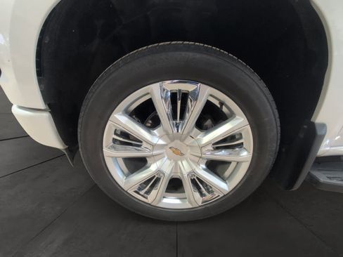 Used 2023 Chevrolet Silverado 1500 High Country w/ Technology Package image 14
