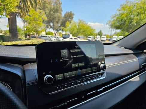 Used 2024 Mitsubishi Outlander SE Black Edition image 32