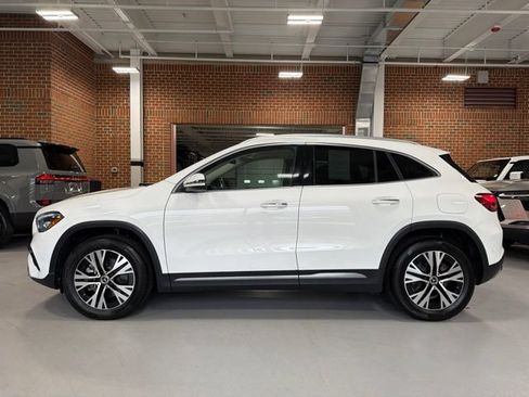 Used 2025 Mercedes-Benz GLA 250 4MATIC image 4