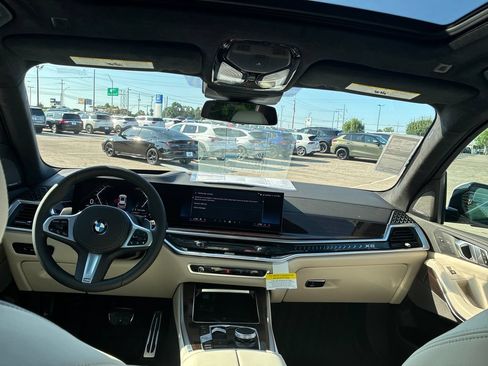 New 2026 BMW X5 xDrive40i w/ M Sport Package AWD/4WD image 18