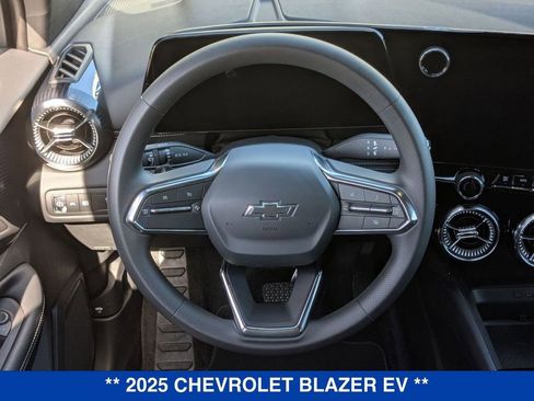 New 2025 Chevrolet Blazer EV LT w/ Midnight/Sport Edition AWD/4WD image 16