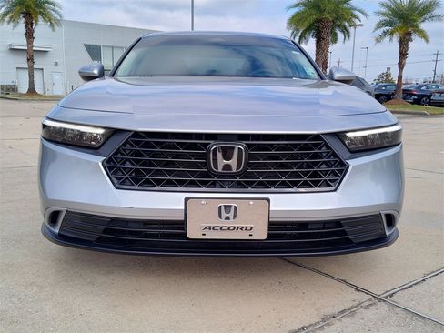 Used 2023 Honda Accord EX image 13
