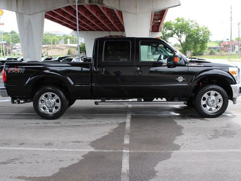 Used 2016 Ford F250 Lariat w/ Lariat Ultimate Package AWD/4WD image 5
