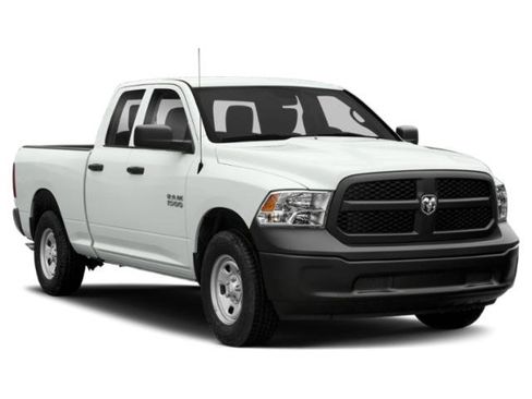 Used 2014 RAM 1500 Express w/ Black Ram 1500 Express Group AWD/4WD image 9