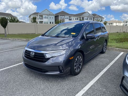 Used 2023 Honda Odyssey EX-L image 13