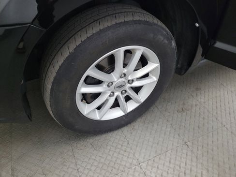 Used 2018 Dodge Journey SXT FWD image 31