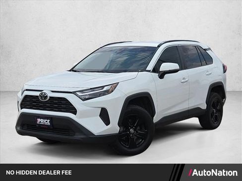 Used 2024 Toyota RAV4 XLE FWD image 1