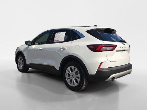 Used 2024 Ford Escape Active image 3