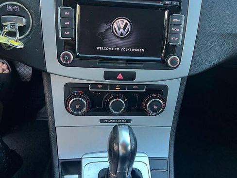 Used 2012 Volkswagen CC Sport FWD image 14