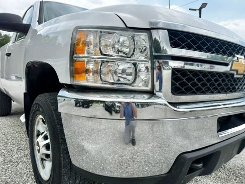 Used 2013 Chevrolet Silverado 2500 W/T AWD/4WD image 9