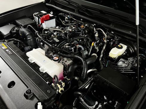 Certified 2025 Toyota 4Runner SR5 image 11