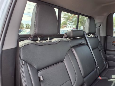 Used 2024 GMC Sierra 1500 Denali w/ Denali Reserve Package AWD/4WD image 15