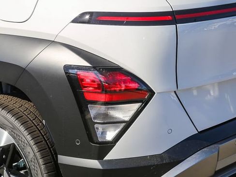 New 2026 Hyundai Kona Limited AWD/4WD image 10
