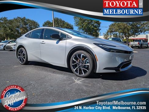 New 2026 Toyota Prius Plug-In Hybrid FWD image 1