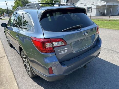 Used 2017 Subaru Outback 2.5i Limited AWD/4WD image 14