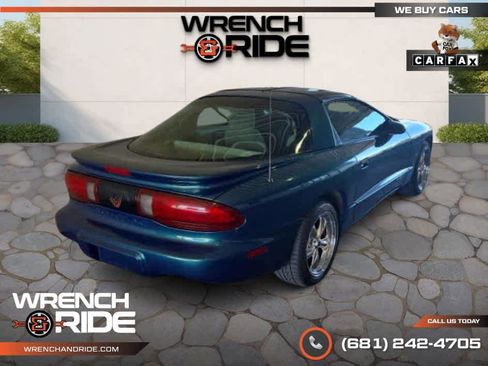 Used 1997 Pontiac Firebird Firebird w/ Opt Pkg image 5