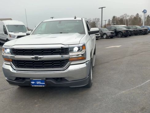 Used 2018 Chevrolet Silverado 1500 LT image 3