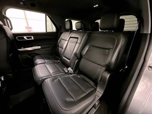 Used 2023 Ford Explorer XLT w/ Equipment Group 202A AWD/4WD image 25