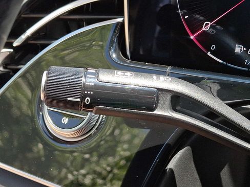 Used 2026 Mercedes-Benz E 350 4MATIC Sedan image 18
