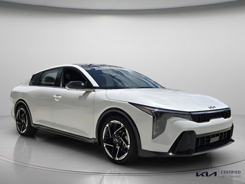 Used 2026 Kia K4 GT-Line FWD image 9