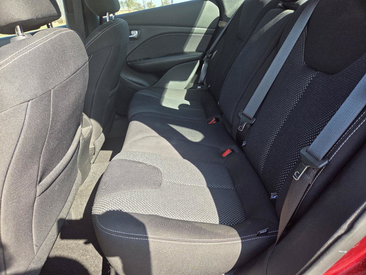 Used 2015 Dodge Dart SXT FWD image 12