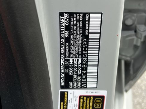 New 2025 Mercedes-Benz C 300 4MATIC Sedan image 35