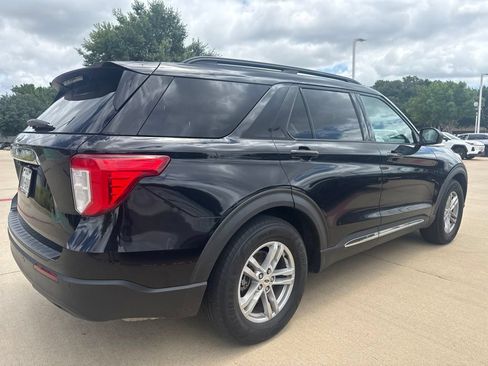 Used 2021 Ford Explorer XLT RWD image 5