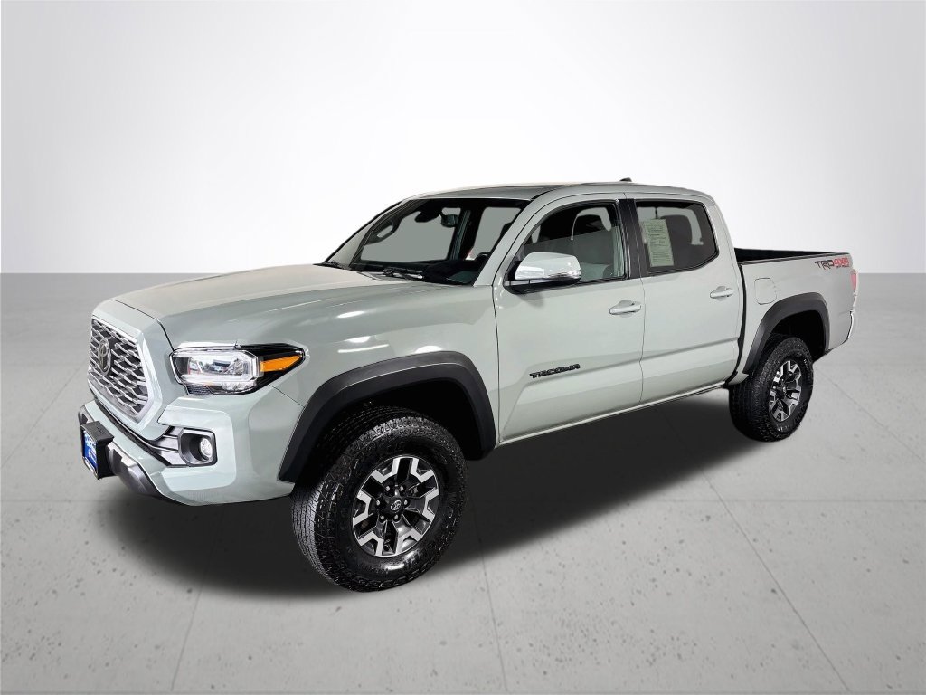 Used 2023 Toyota Tacoma TRD Off-Road w/ Black Out Package (TMS) AWD/4WD image 2