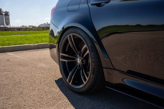 Used 2017 BMW M3 RWD image 10