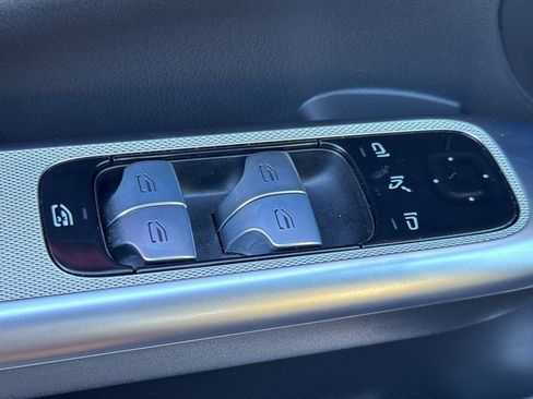 Certified 2024 Mercedes-Benz GLC 43 AMG 4MATIC image 13