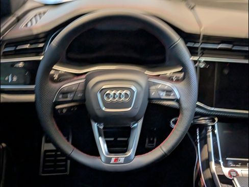 New 2026 Audi SQ8 Prestige image 9