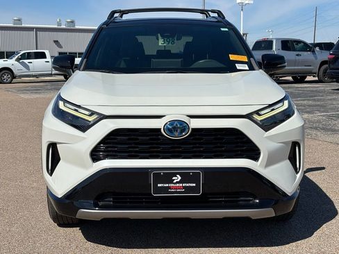 Used 2022 Toyota RAV4 XSE image 3