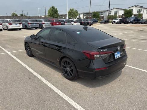 Certified 2025 Honda Civic Sport image 3