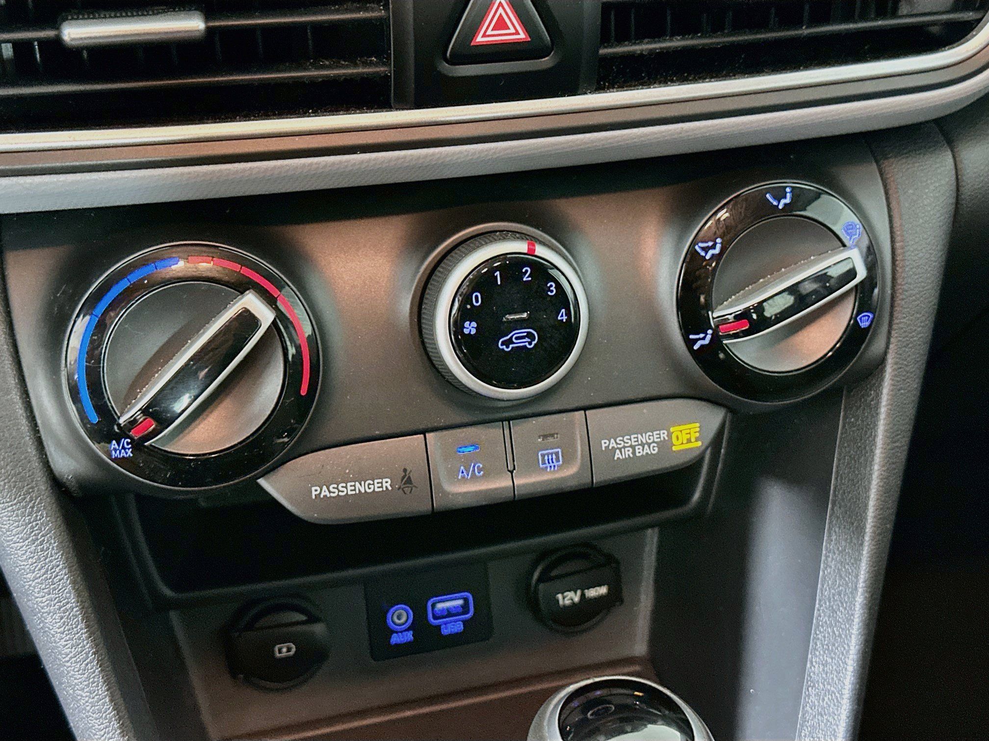 Used 2019 Hyundai Kona SEL w/ SEL Tech Package 02 FWD image 23