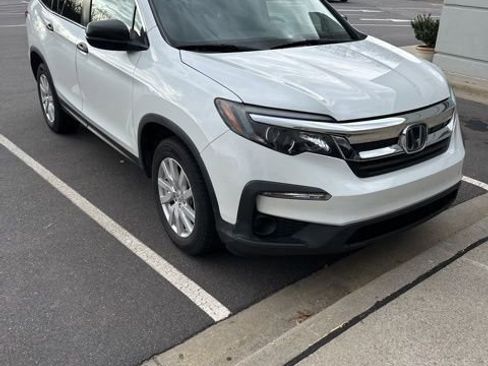 Used 2020 Honda Pilot LX image 1