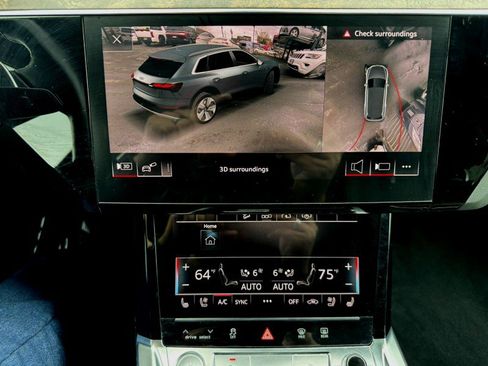 Used 2019 Audi e-tron Premium Plus image 24