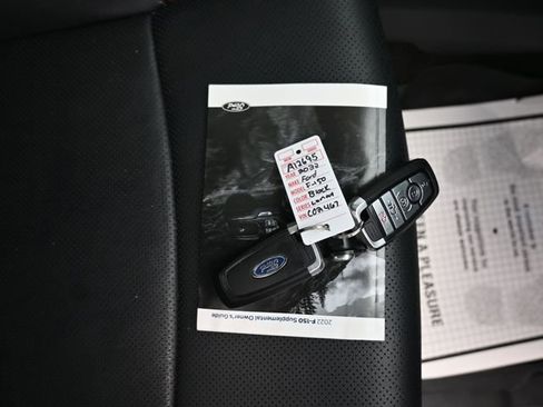 Used 2022 Ford F150 Lariat w/ Equipment Group 502A High image 11