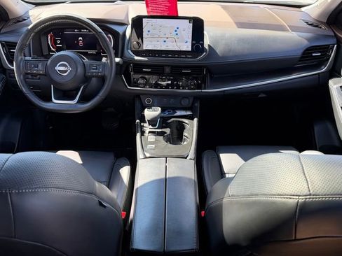 Certified 2023 Nissan Rogue Platinum w/ Platinum Premium Package FWD image 24