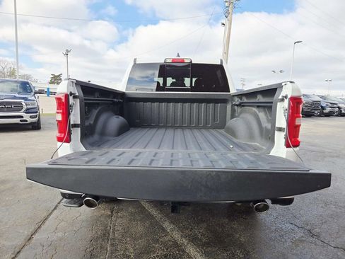 New 2026 RAM 1500 Big Horn AWD/4WD image 9