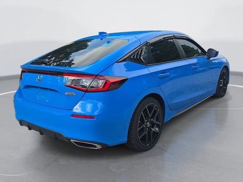 Used 2023 Honda Civic Sport Touring image 4