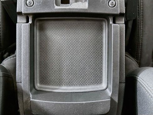 Used 2012 Jeep Wrangler Unlimited Sport AWD/4WD image 26