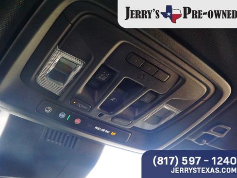 Used 2025 Chevrolet Silverado 2500 ZR2 w/ Technology Package AWD/4WD image 13