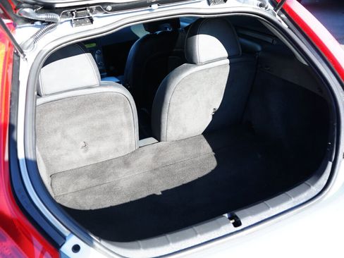 Used 2011 Volvo C30 T5 R-Design image 10