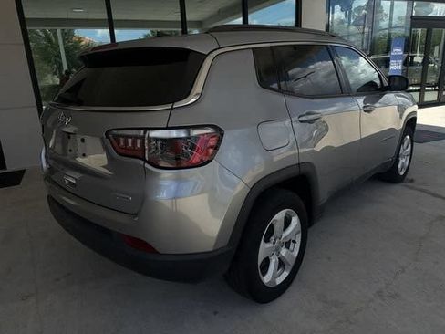 Used 2021 Jeep Compass Latitude w/ Convenience Group AWD/4WD image 13