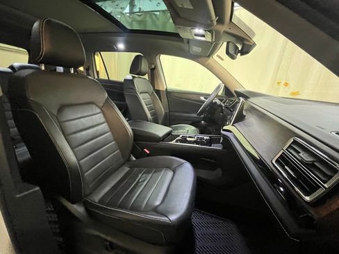 Certified 2024 Volkswagen Atlas SEL image 13