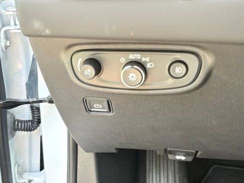 Certified 2023 GMC Terrain SLT w/ Elevation Edition AWD/4WD image 33