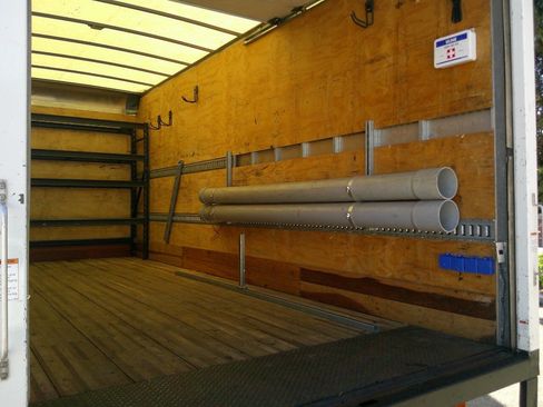 Used 2021 Isuzu NPR RWD image 17