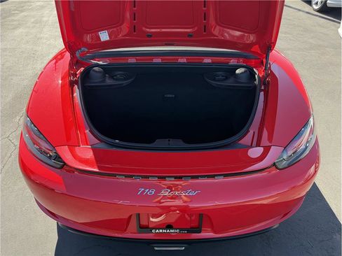 Used 2019 Porsche 718 Boxster image 31
